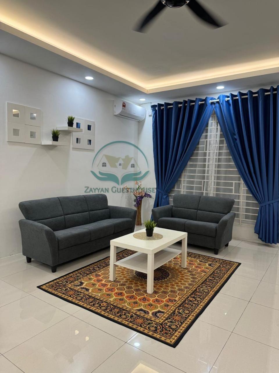 Zayyan Guesthouse Kuching Dış mekan fotoğraf